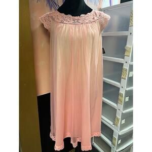 VINTAGE Shadowline Short Gown peach green embroidered flowers small